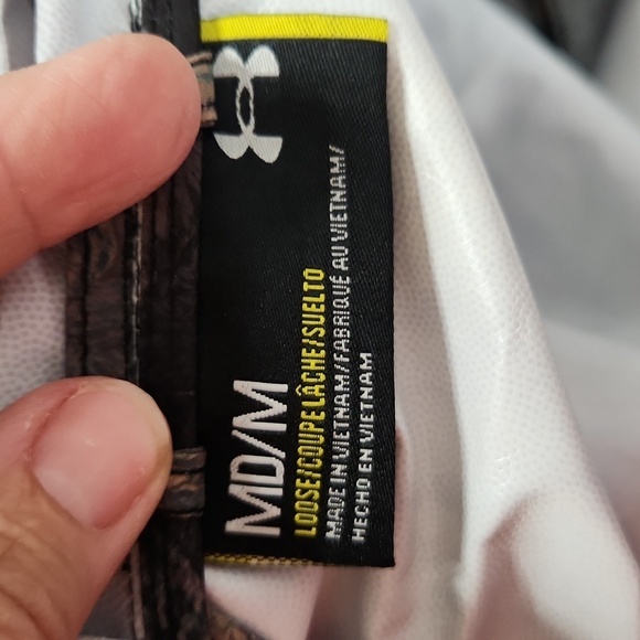 Under Armour Storm. Lightweight Hooded Jacket 1253118 $149.00 - Picture 8 of 11